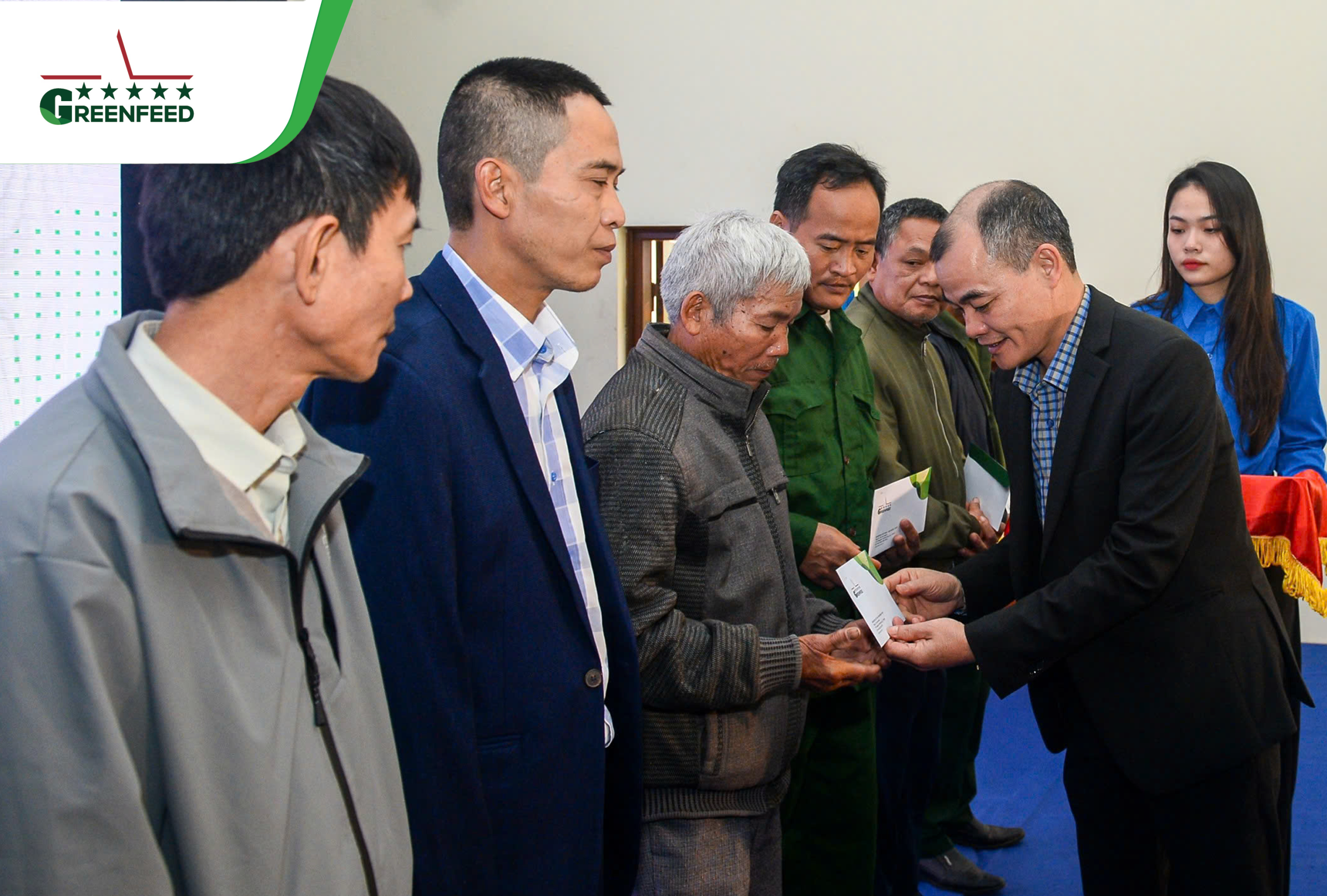 NHỮNG ĐIỂM DỪNG CUỐI NĂM CỦA GREENFEED TRÊN HÀNH TRÌNH TIẾP SỨC BÀ CON SAU BÃO LŨ